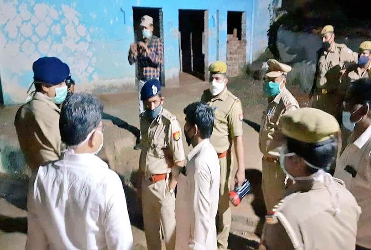 Locked up and burnt boyfriend and girlfriend in banda up, four people arrested