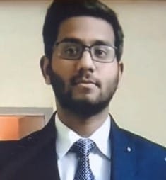 Shivam became the pride of the district by becoming an IAS