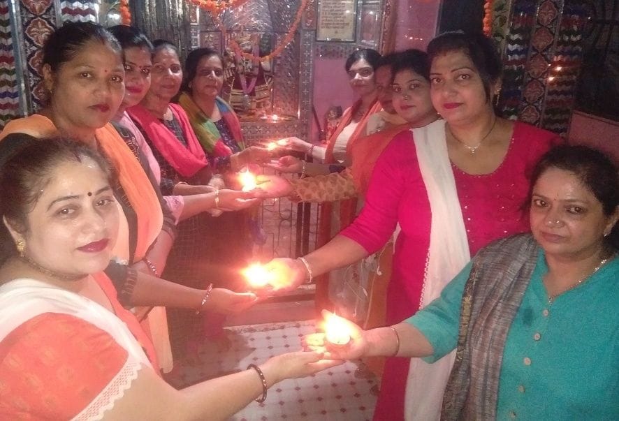 Temples echoed with Shriram Jayakar with Deepotsav