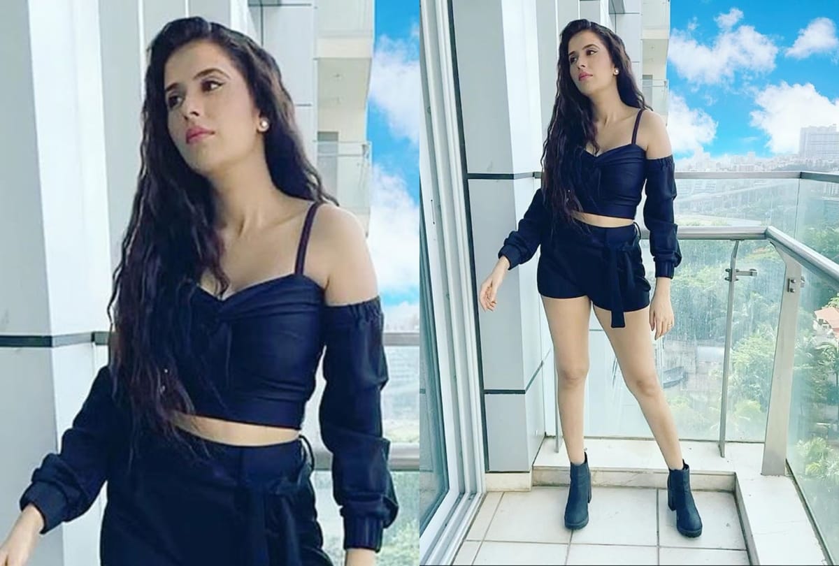 Charu Asopa announces her pregnancy, says 'Had goosebumps when I first heard the baby's heartbeat in sonography'