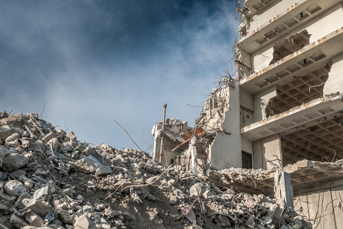 survivors of Beirut explosion said how they face with this situation