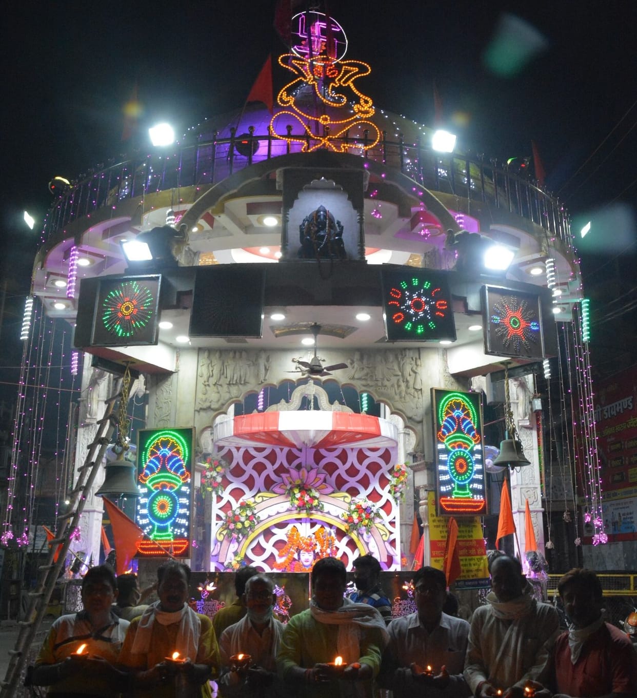 Ram Janmabhoomi worship in Ayodhya, glee in the district