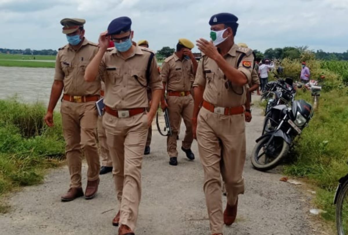 Two people died due to drowning in pond at Maharajganj