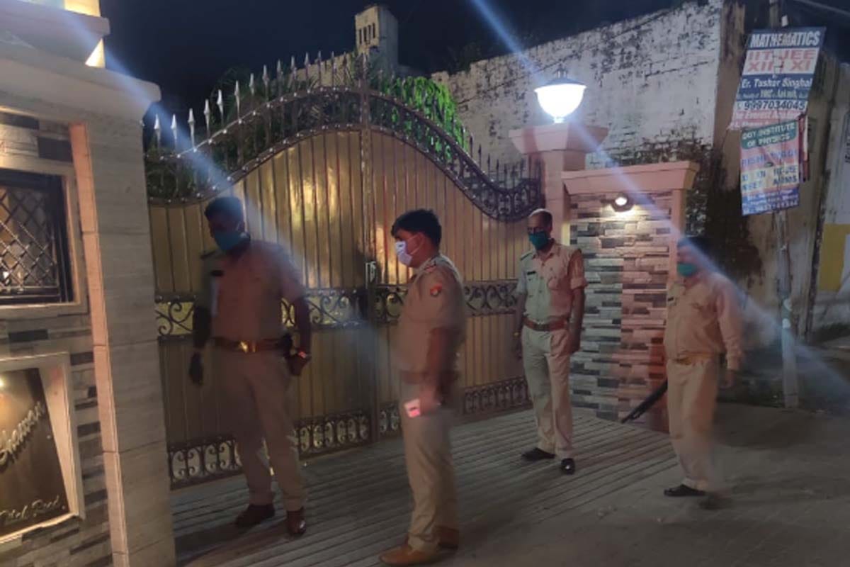 Das Motors owner Rahul and Ajay Singhal's house ravaged