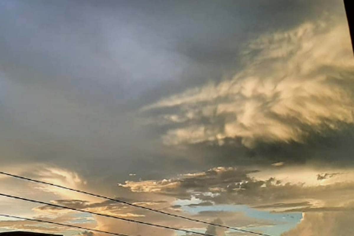 Sunset creats an Amazing view today in western UP, look at these pictures