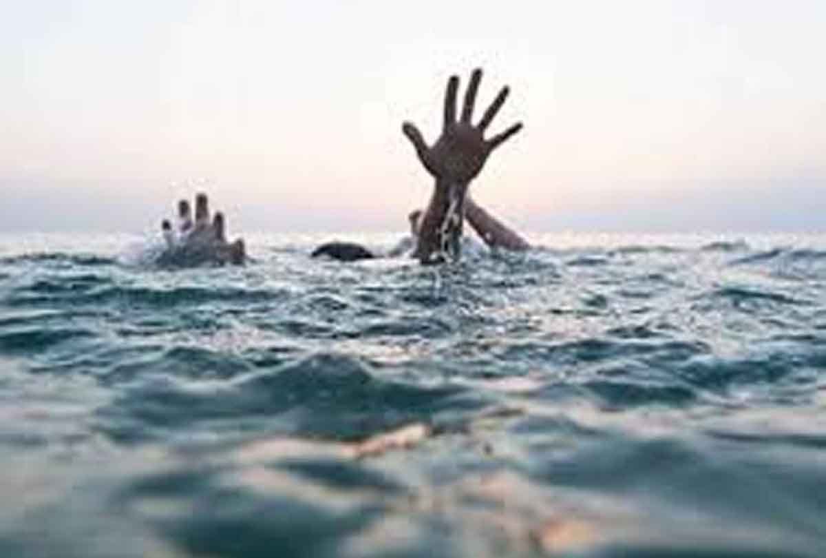 two people died after drowning in pond