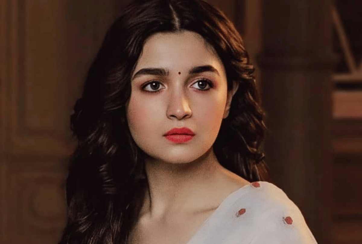 Sanjay leela bhansali film Gangubai kathiyawadi starring Alia Bhatt got in trouble during shooting