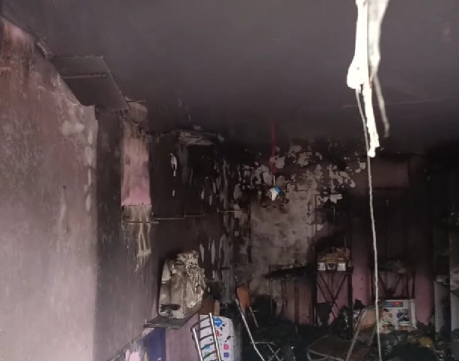 RO sales and service shop caught fire