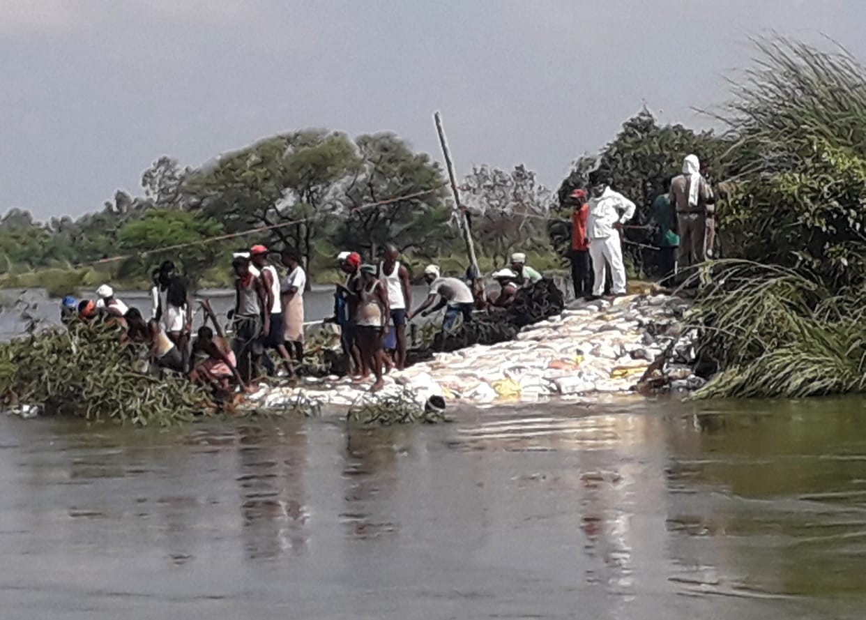 Despite the rapid decline, the water level of Ghaghra is above the danger point