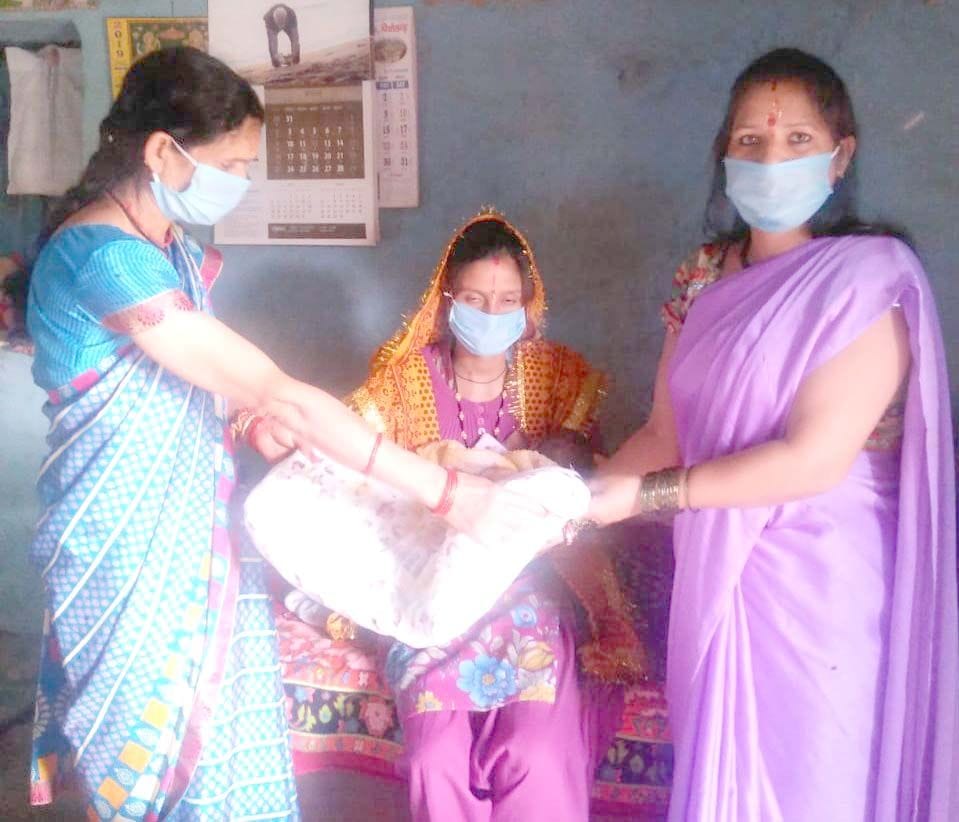 Daughter's birthday celebrated in Gallagaon