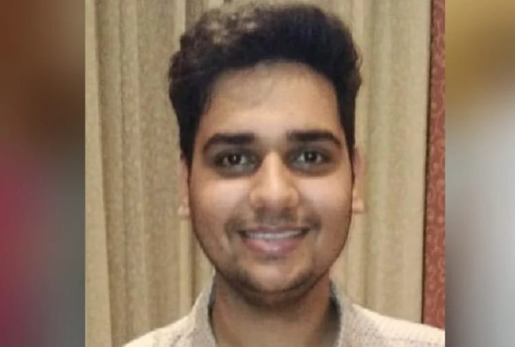 UPSC Result: Civil ServicesTopper Aparajit Formula to Crack IAS Exam