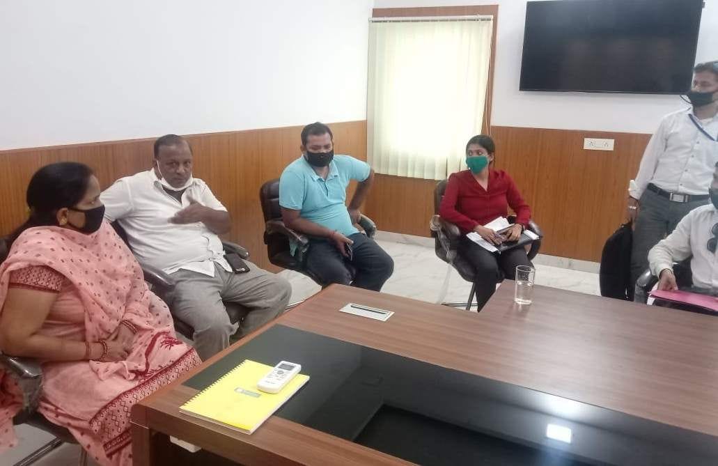 Mayor warns of lockout in LONI office