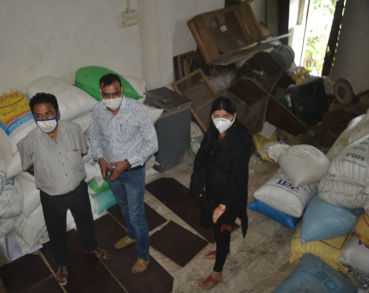 Hathras: 75 quintals of government quota recovered after raiding