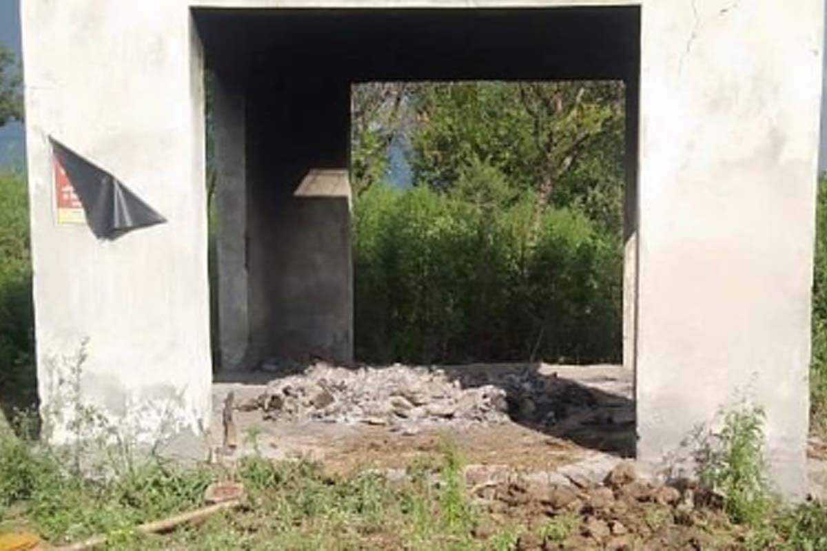 Married woman murdered for dowry in baghpat, police recovered dead body from funeral pyre