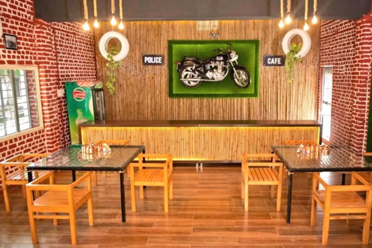 Indias first police café opened in Muzaffarnagar UP, where policemen will be able to keep fit themselvs with nutritious food