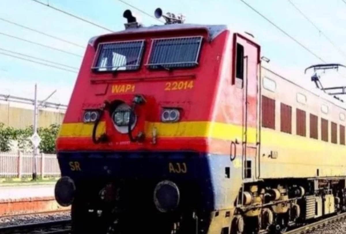 Railways cancelled 12 trains due to fog