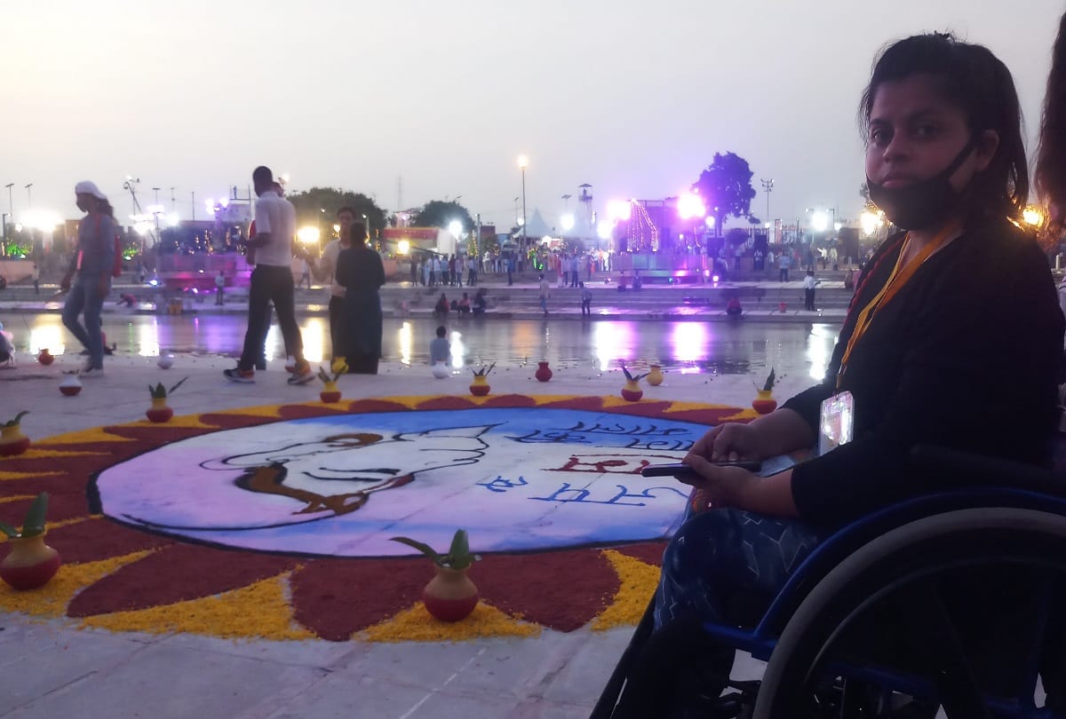 ayodhya ram mandir bhoomi pujan Deepotsav: Wheel chair bound Vani making beautiful rangoli at Ram ki Paidi