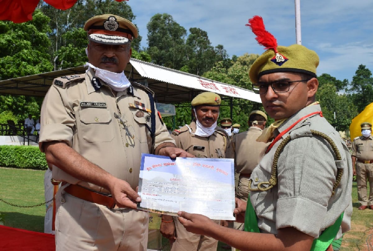 264 warriors of Crime and Criminal Tracking Network join UP police see the passing out parade in pictures