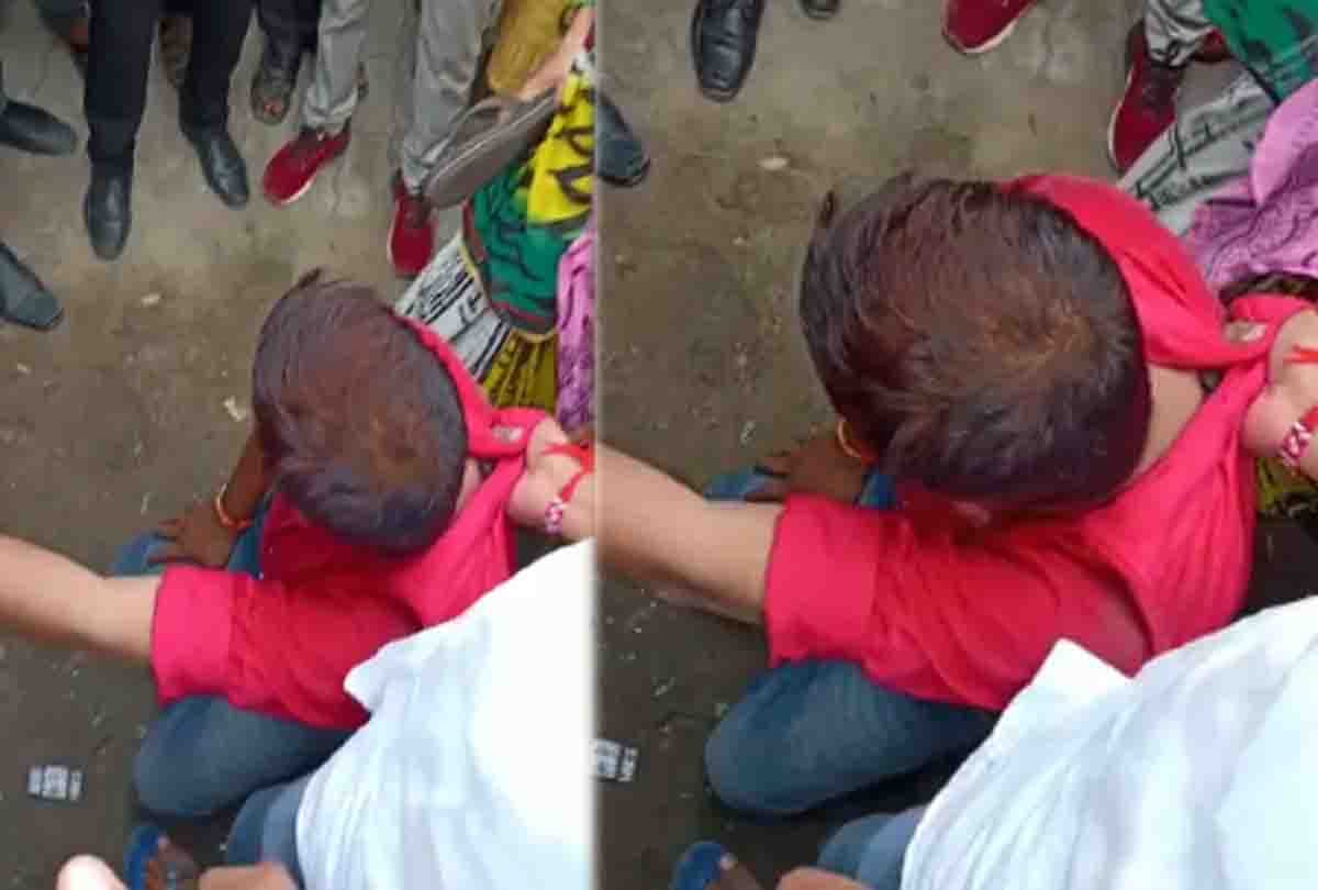 Student beaten teacher who was flirting in mahoba