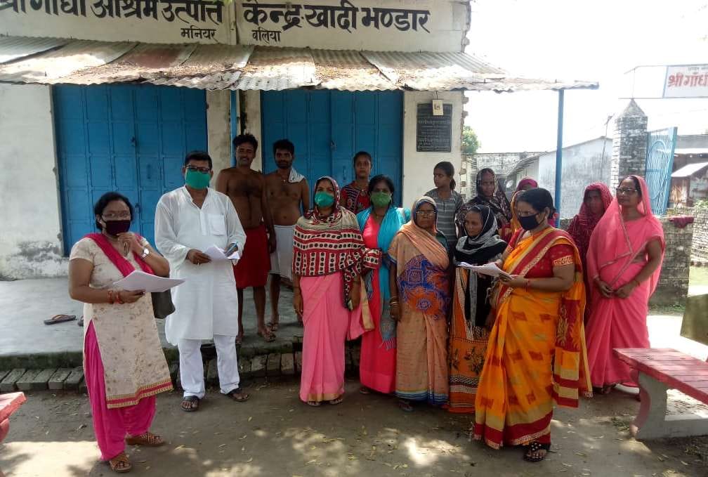 Anganwadi workers surveyed migrants