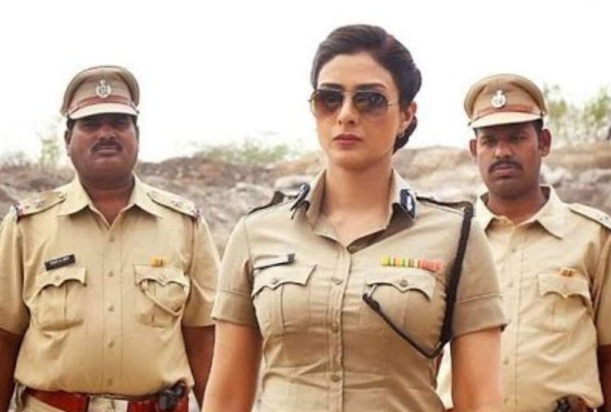 priyanka chopra to kareena kapoor actresses who donned the uniform