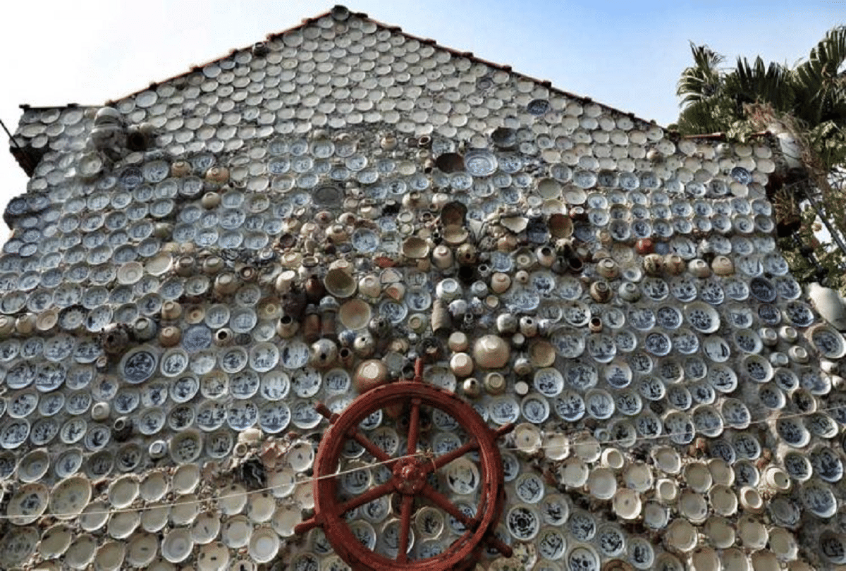 Vietnamese Man Decorates Home With Almost 10000 crockery