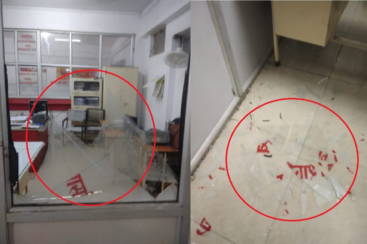The fight in youth of two side in post office at Meerut and two injured