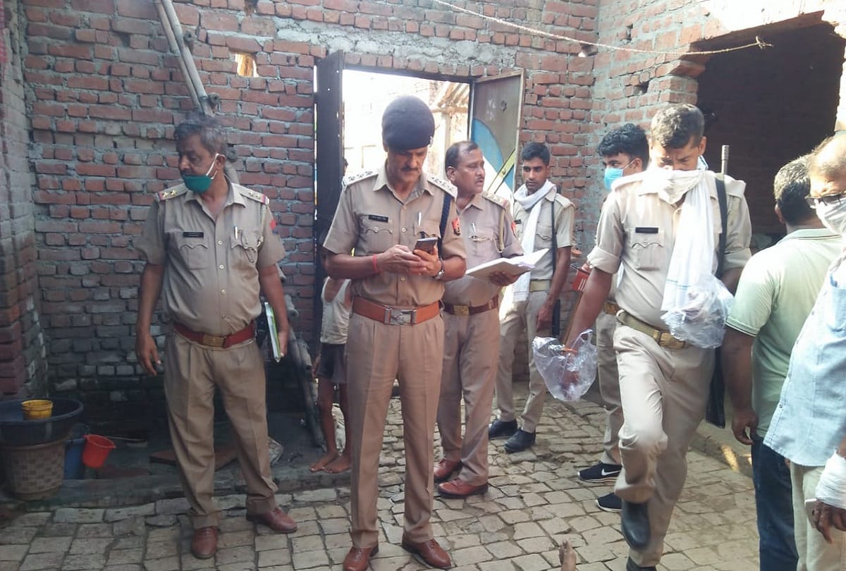 miscreant committed suicide herself after shot his wife In Chandausi of sambal of uttar pradesh