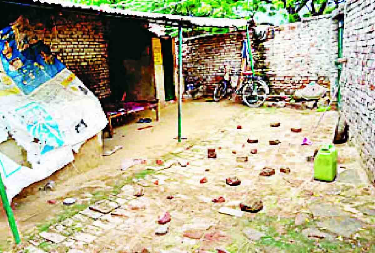 Fight in land dispute, stone pelting caused stampede