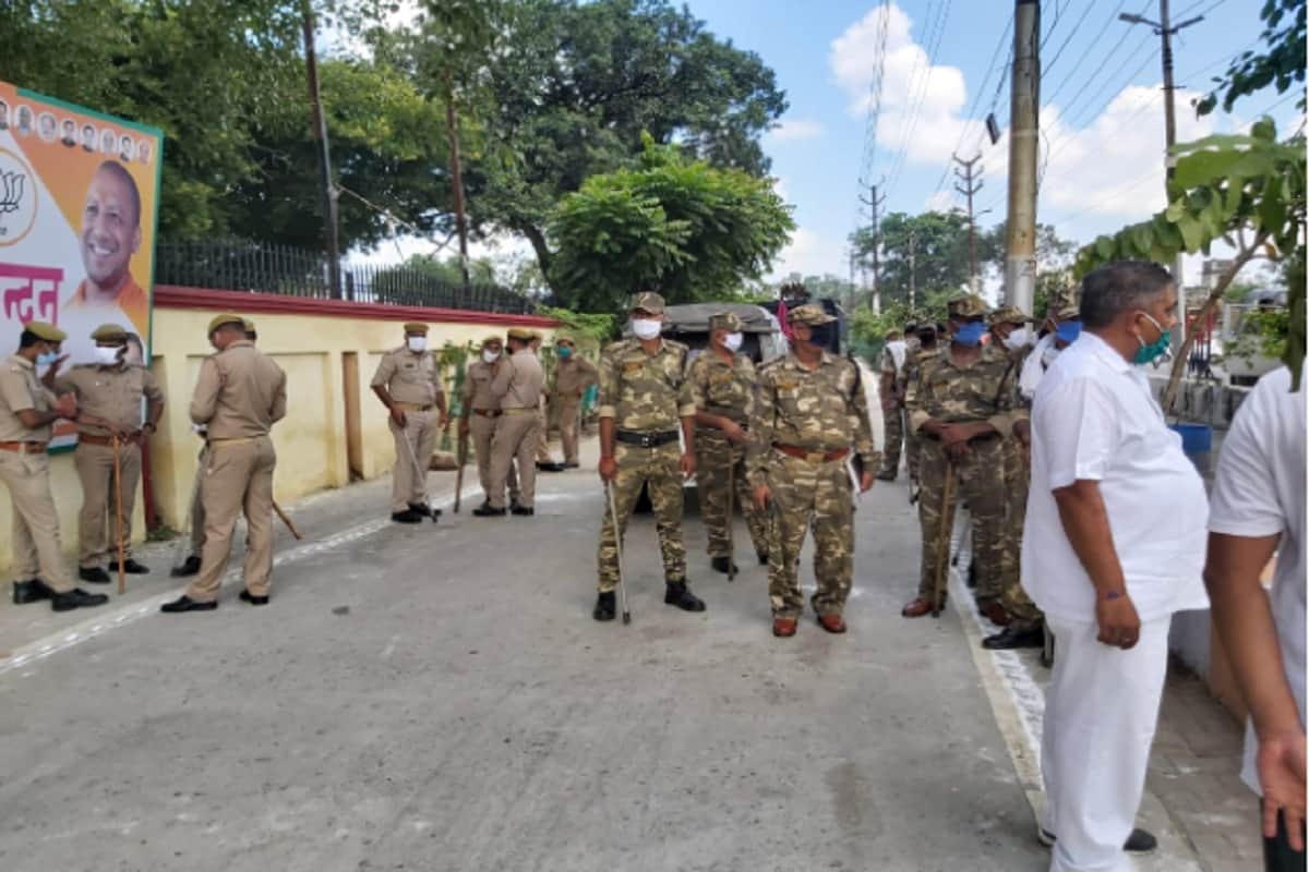 Chief Minister Yogi Adityanath is reach in Saharanpur in some time and the force is deployed in the city