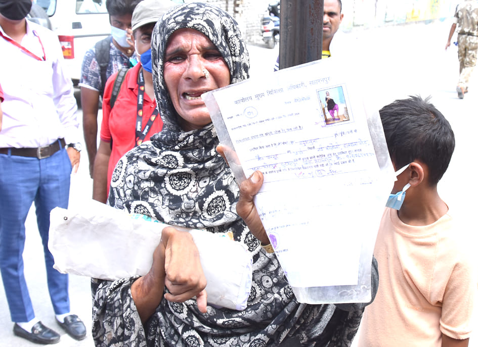 sir Police is not catching the accused of Gokshi