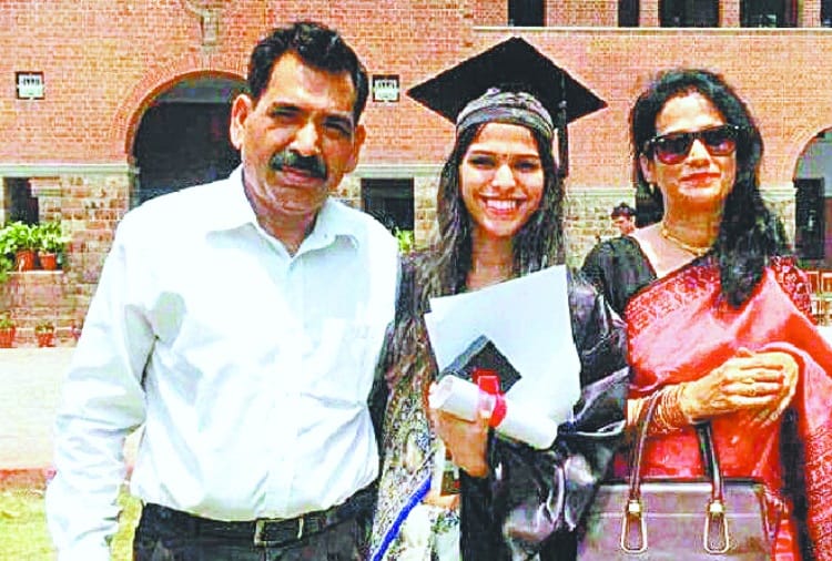UPSC Topper Formula to Crack UPSC to be IAS Officer