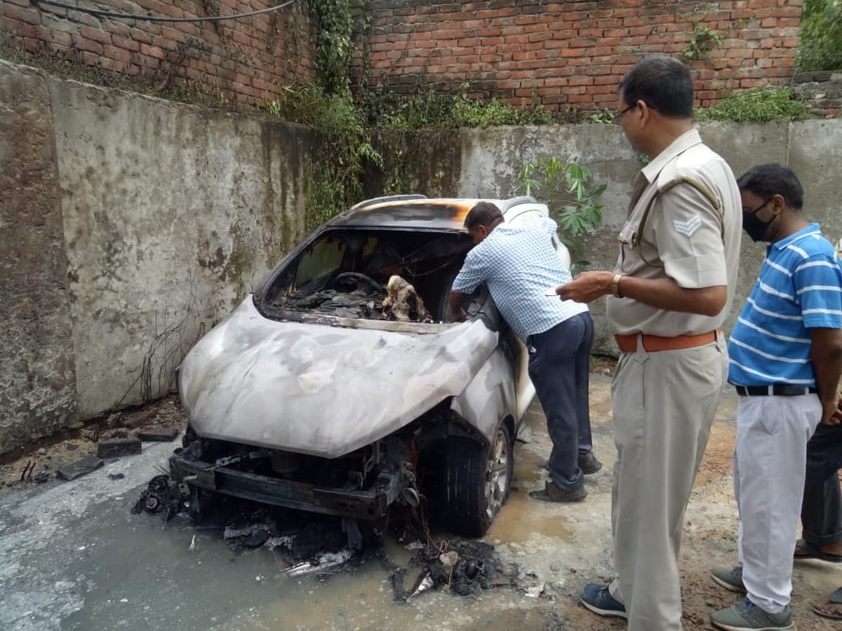 Fire in car park in VIP garage of Roadways workshop varanasi