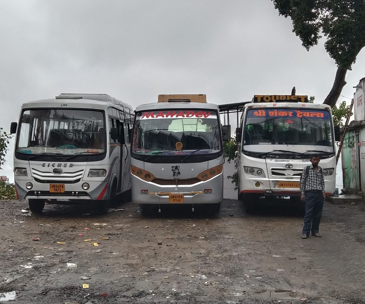 Bus in Almora