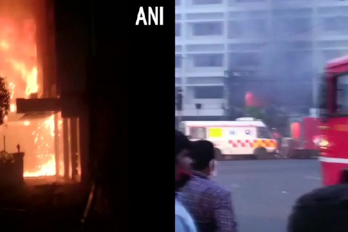 Andhra Pradesh: Fire breaks out at a hotel in Vijayawada, fire tenders rushed to the spot