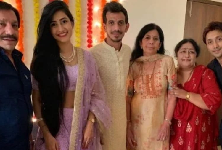 Cricketer Yuzvendra Chahal's Roka ceremony done with dentist Dhanshree
