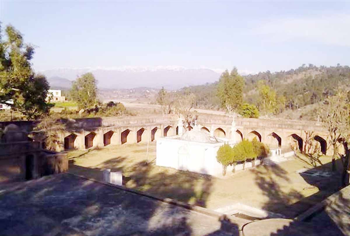 Jammu and Kashmir where Jahangir's intestines are buried, while rest of body is buried in Lahore pakistan