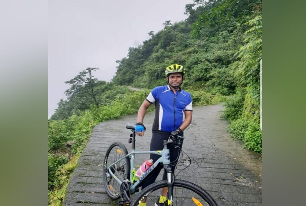 Dehradun Income Tax Officer Doing Cycling in Lockdown , Inspirational Story