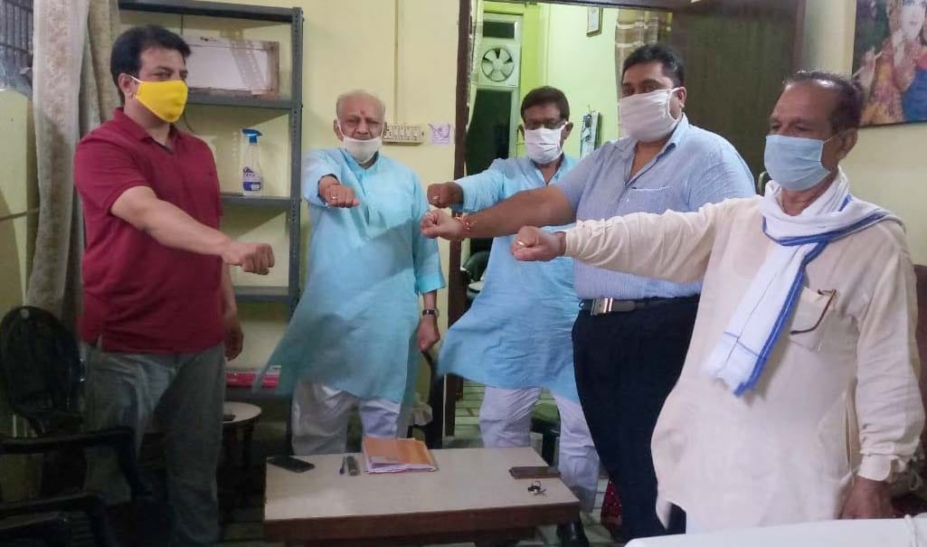 Traders shouted against China-made goods