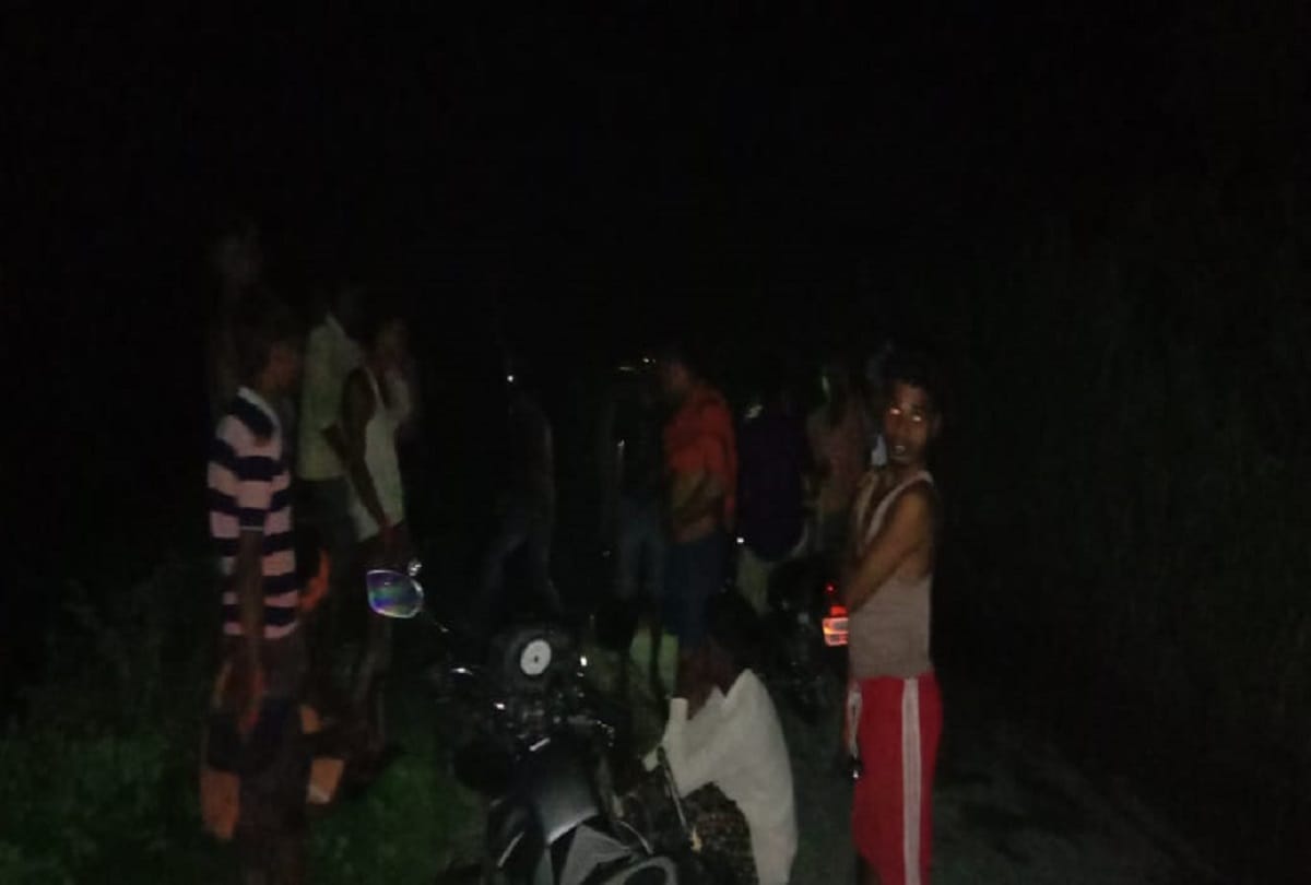 Bolero falls into canal one killed eight people saved in kushinagar