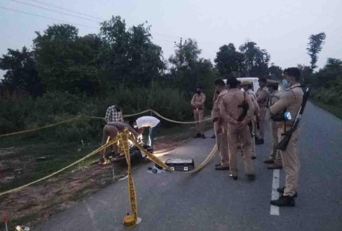 gangster act absconding 25 thousand prize crook arrested in encounter