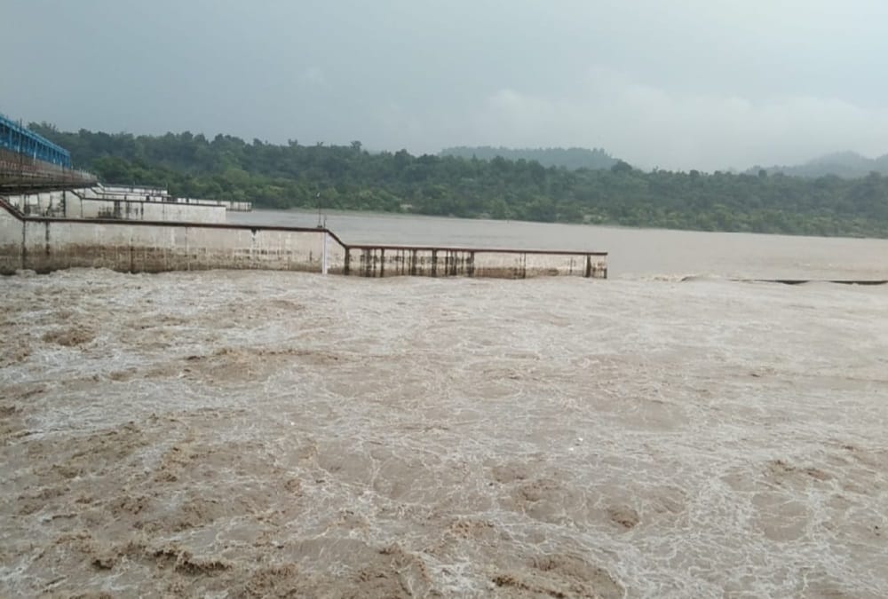 Uttarakhand Weather Update Today: Ganga River Water level on Danger point, Alert in haridwar