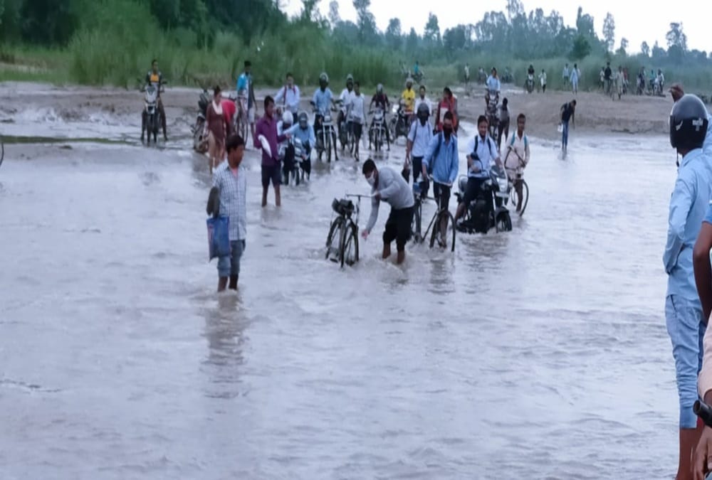 Weather forecast today update in uttarakhand news: flood In Sitarganj Village, Waterlogging in 250 Houses, Photos