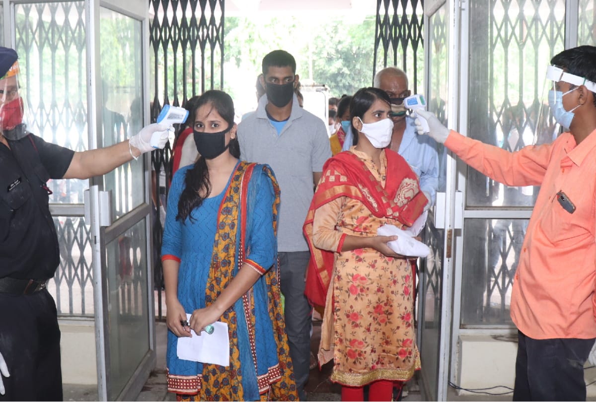 B.Ed Entrance Exam 2021 In Agra Today At 35 Centers