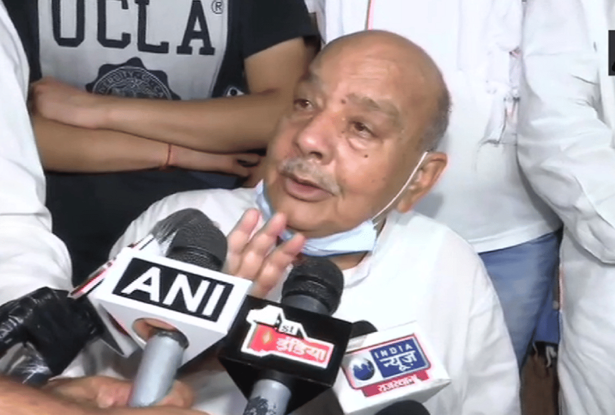 Rajasthan politics, Sachin Pilot camp leader Bhanwar lal sharma meets Gehlot, says all good