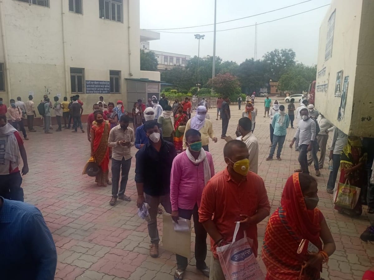 BHU Sir sundar lal hospital OPD open crowds of patients after five month closed due to lockdown corona in varanasi