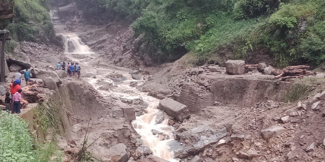 Weather Forecast Today Update in Uttarakhand News: cloudburst in rudraprayag and heavy rain in tehri