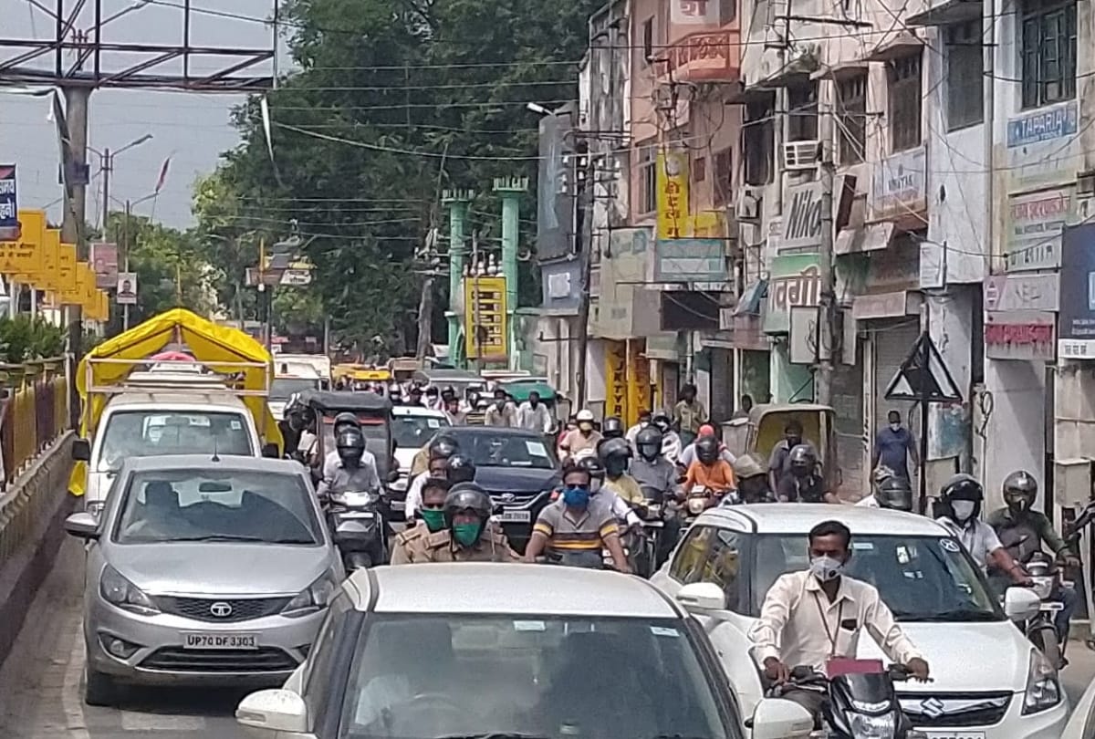 People irresponsible for corona in Gorakhpur after two days Lockdown
