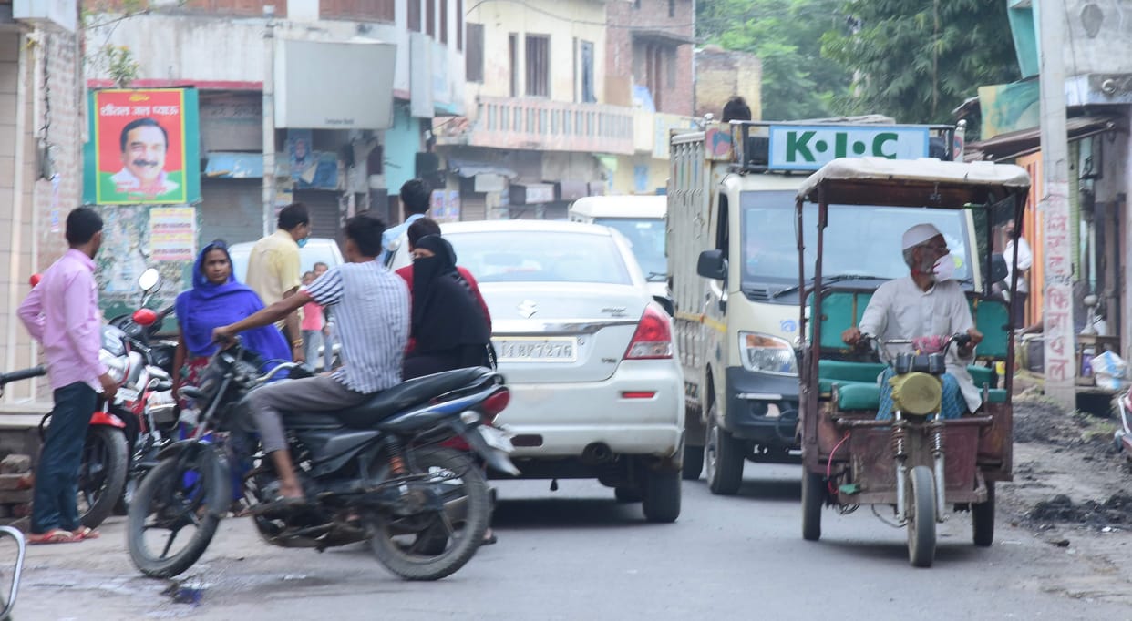lockdown in sambhal
