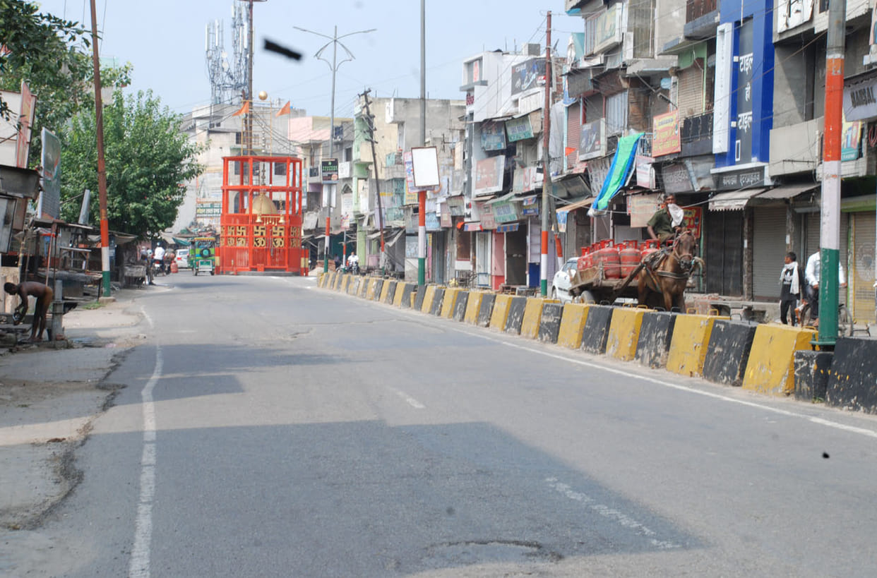 The markets remain closed, people roam the streets